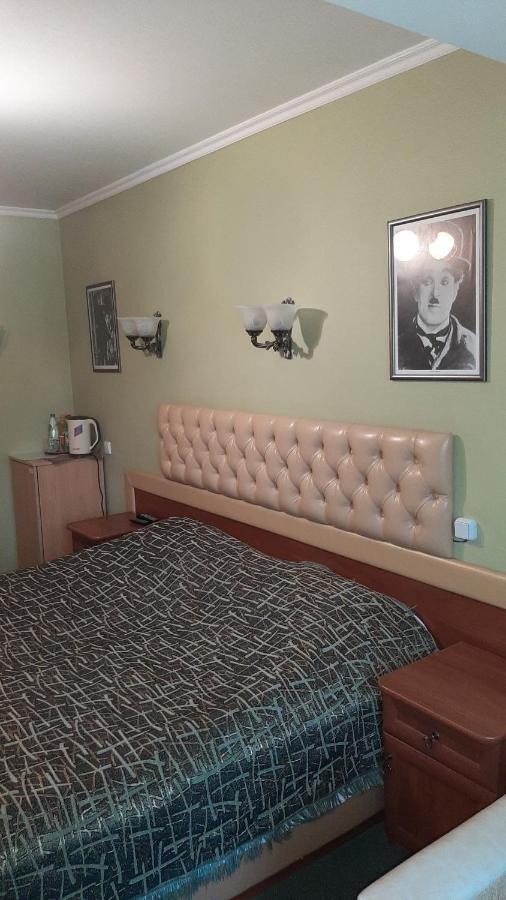 Art-Hotel Kiev Buitenkant foto